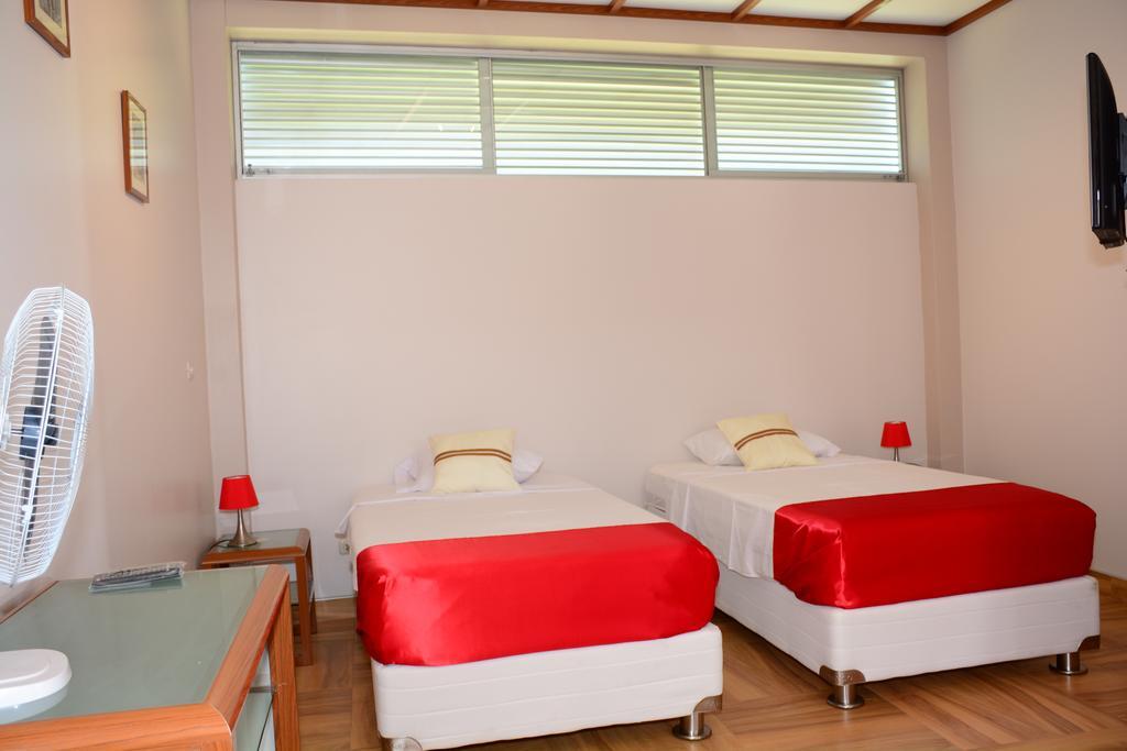 La Casa Del Italiano Bed & Breakfast Tarapoto Rom bilde